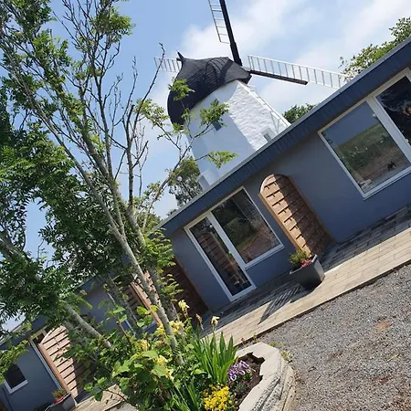 Molle 3* Åkirkeby