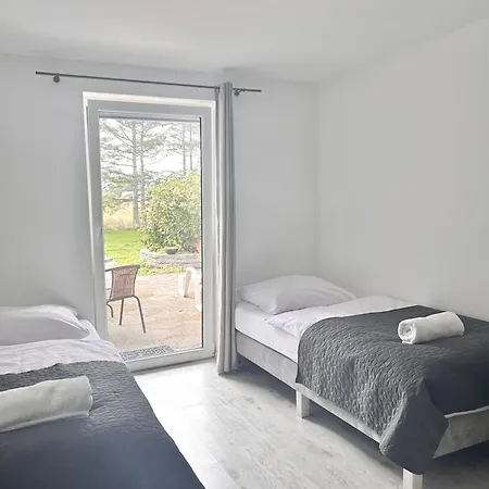 Molle Apartahotel Åkirkeby