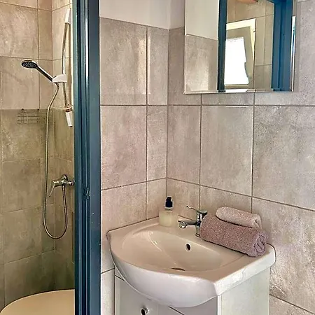 Molle Apartahotel 3*