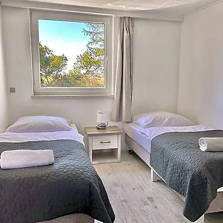 Molle Apartahotel 3*