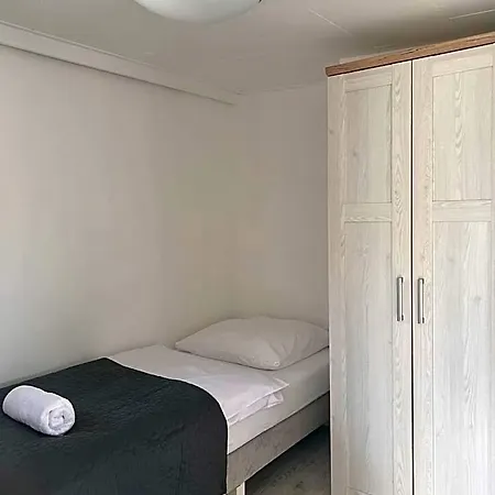 Molle Apartahotel 3*
