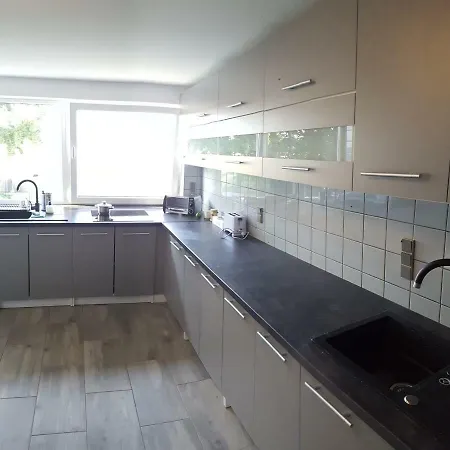 Molle Apartahotel 3*