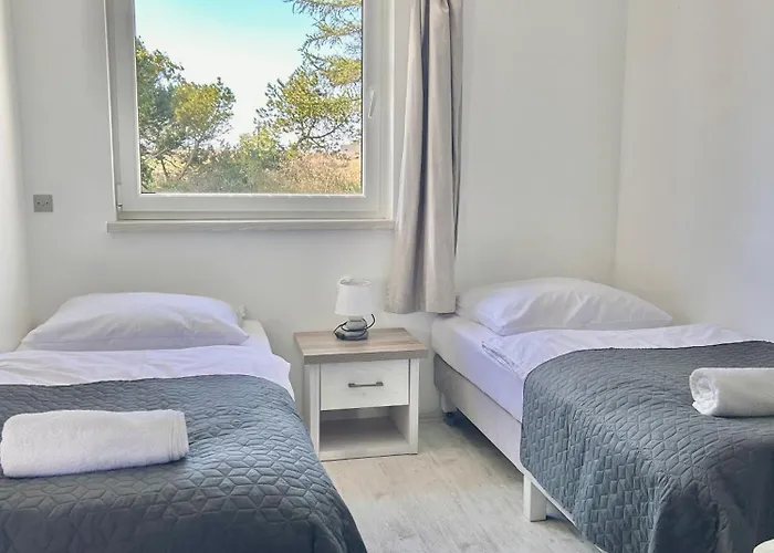 Molle Lägenhetshotell Åkirkeby