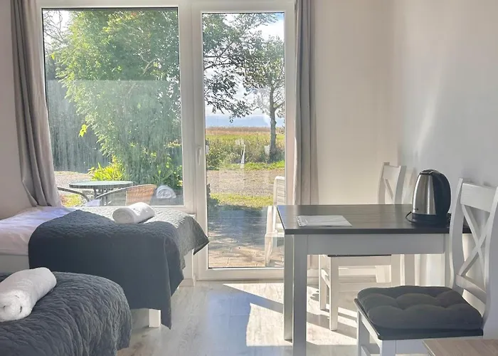 Molle Lägenhetshotell Åkirkeby